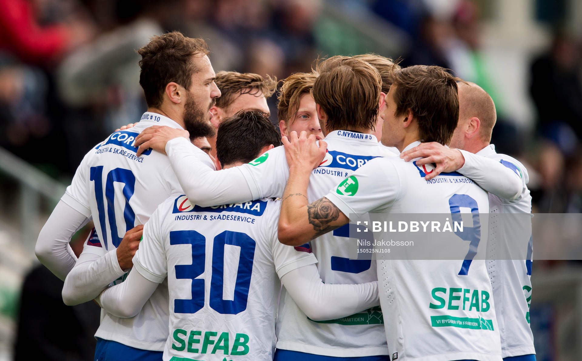 Norrköpings Emir Kujovic jublar med sina lagkamrater