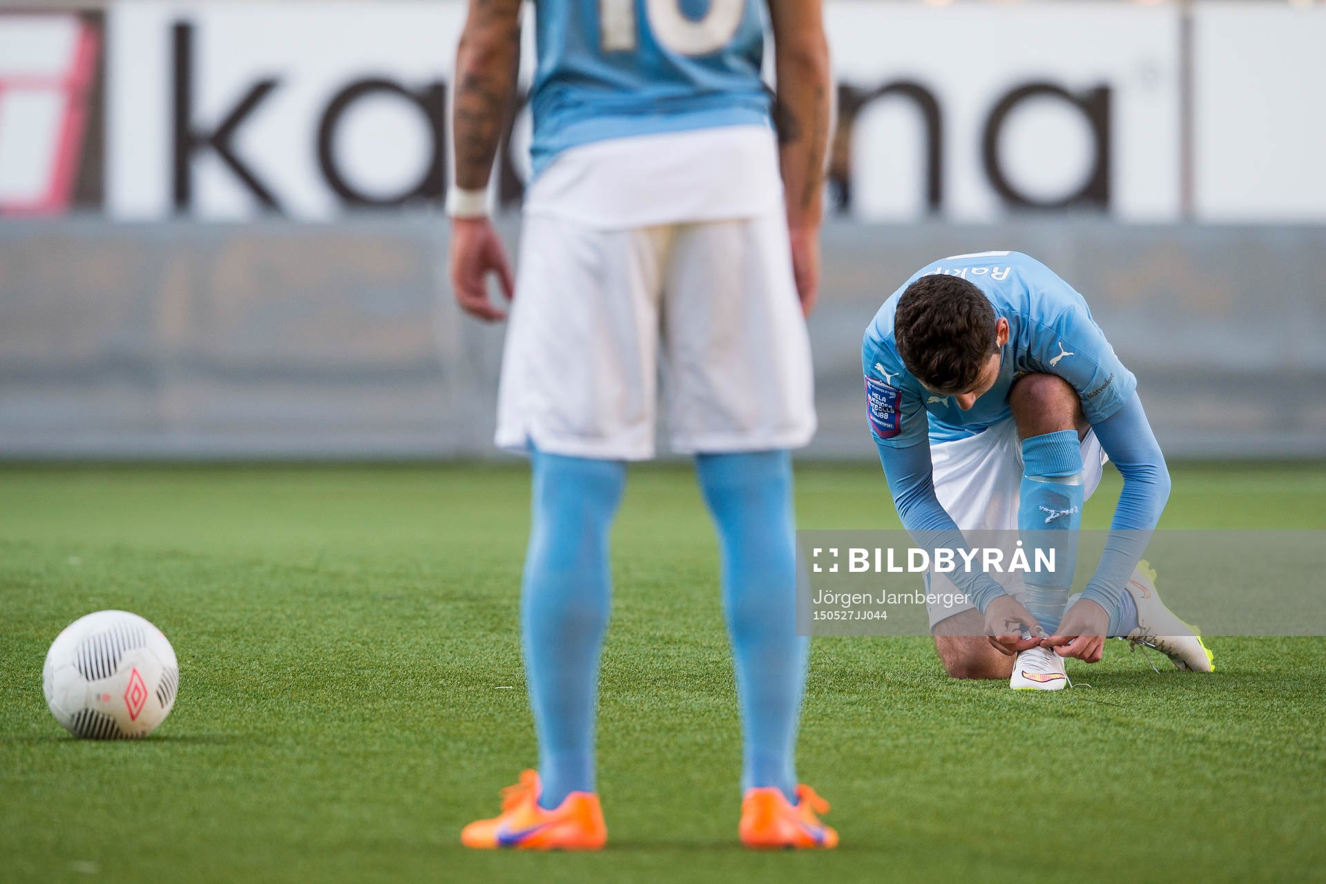Malmö FFs Erdal Rakip knyter skorna