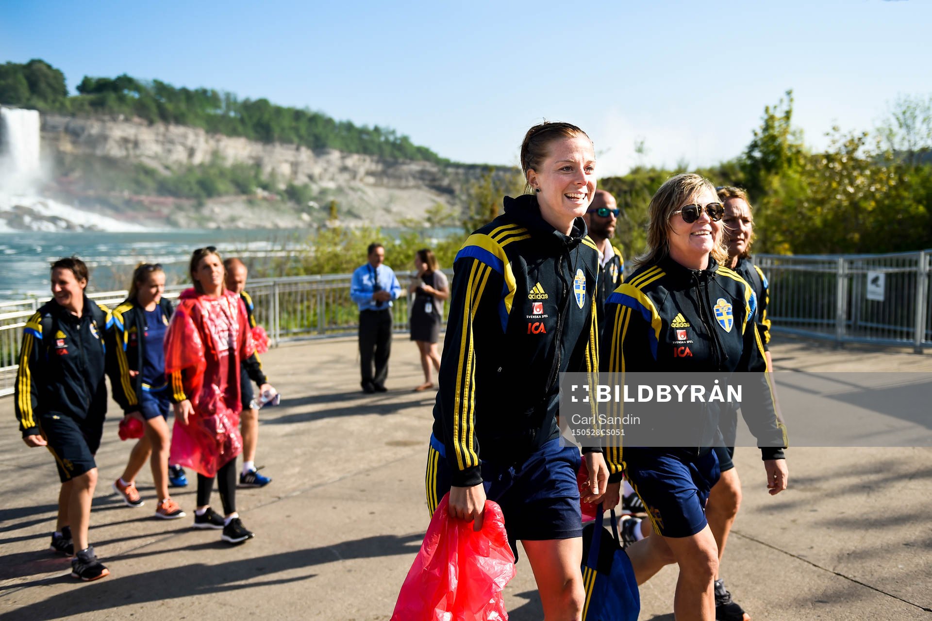 Sveriges Lotta Schelin och Landslagschef Marika Domanski