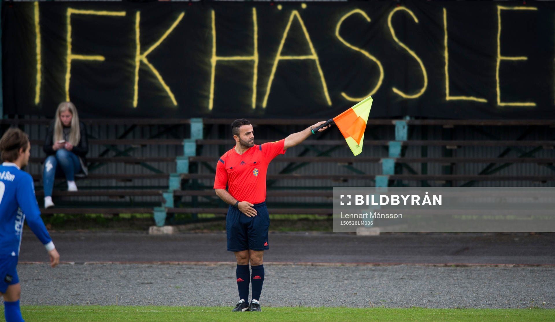 Assisterande domare i matchen i division 2 södra götaland