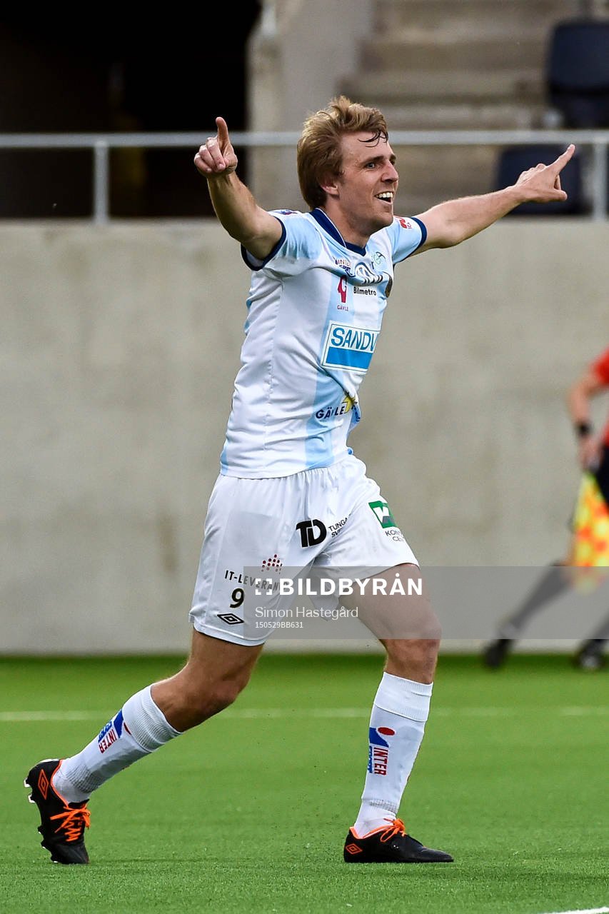 Gefles Johan Oremo jublar