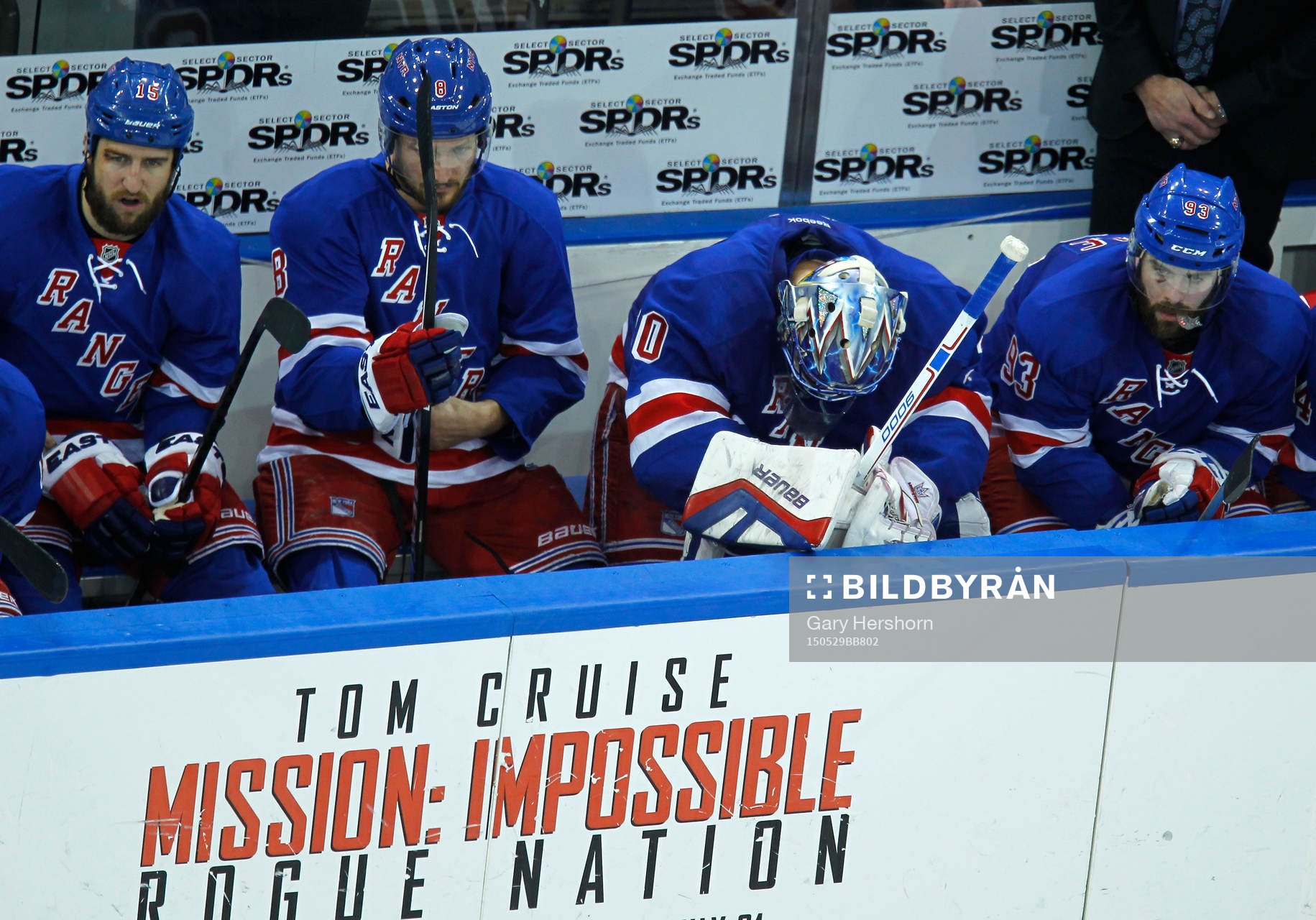 New York Rangers goalie Henrik Lundqvist hangs his head