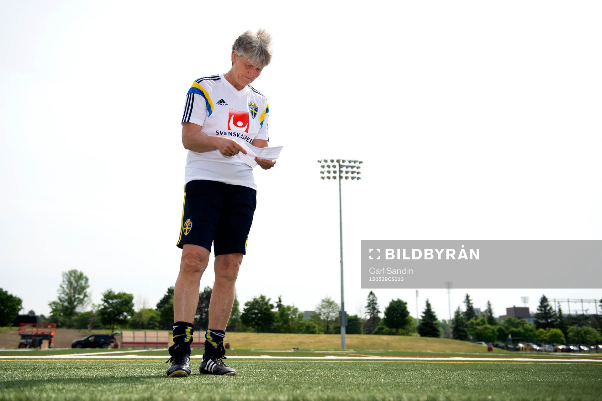 Sveriges förbundskapten Pia Sundhage innan en träning med