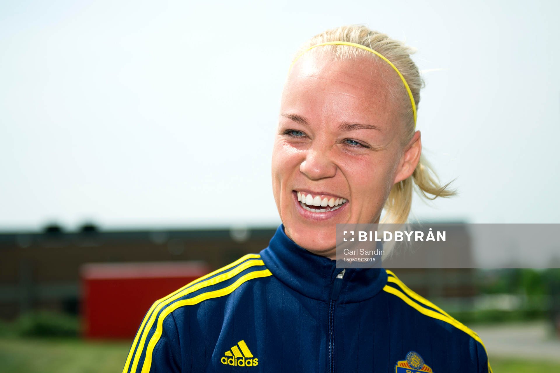 Sveriges Carolien Seger blir intervjuad innan en träning