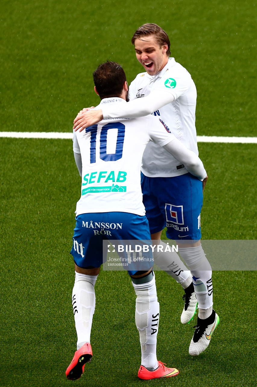 Norrköpings Christoffer Nyman jublar med Emir Kujovic