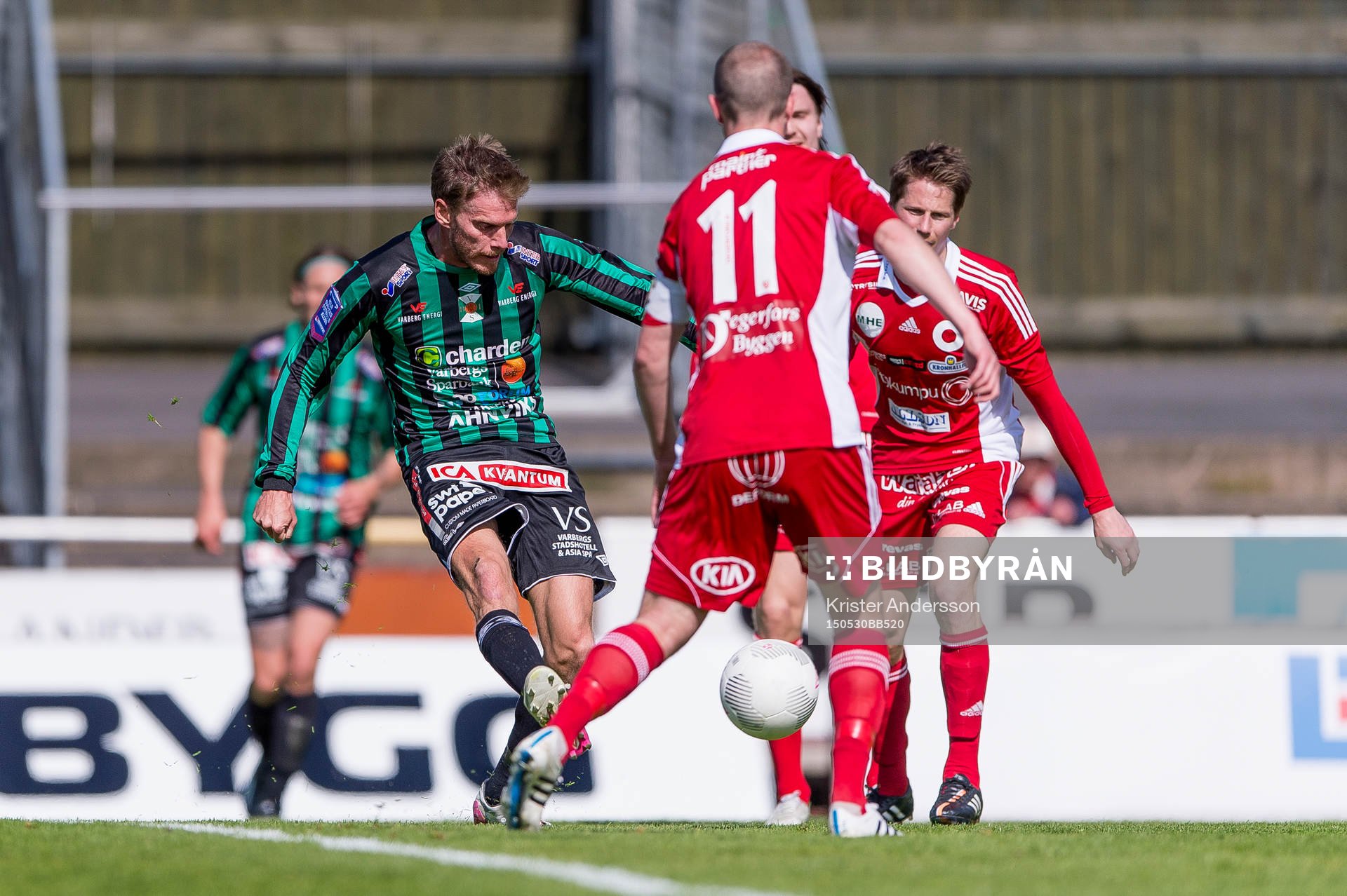 Varbergs Karl Söderström med avslut mot mål