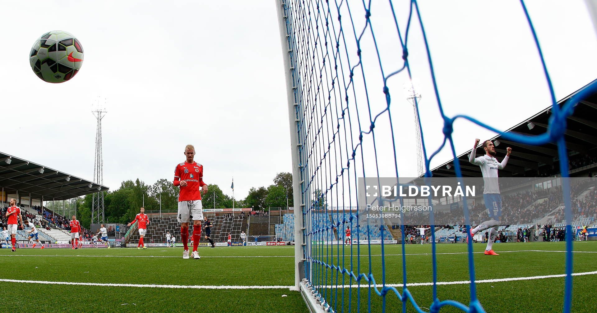 Kalmars Ludvig Öhman deppar och Norrköpings Emir Kujovic