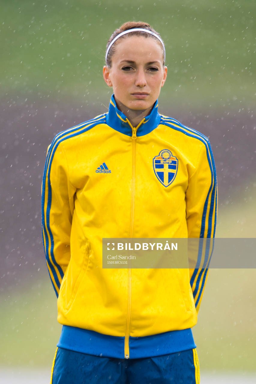Sveriges Kosovare Asllani