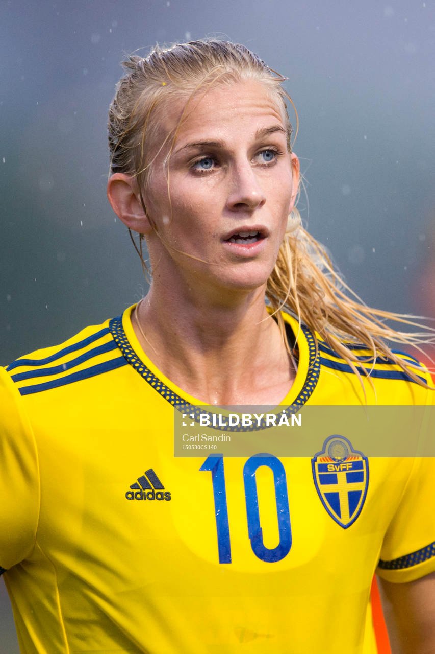 Sveriges Sofia Jakobsson under en träningslandskamp i fotboll mellan Sverige och Nederländerna den 30 maj 2015 i Toronto.