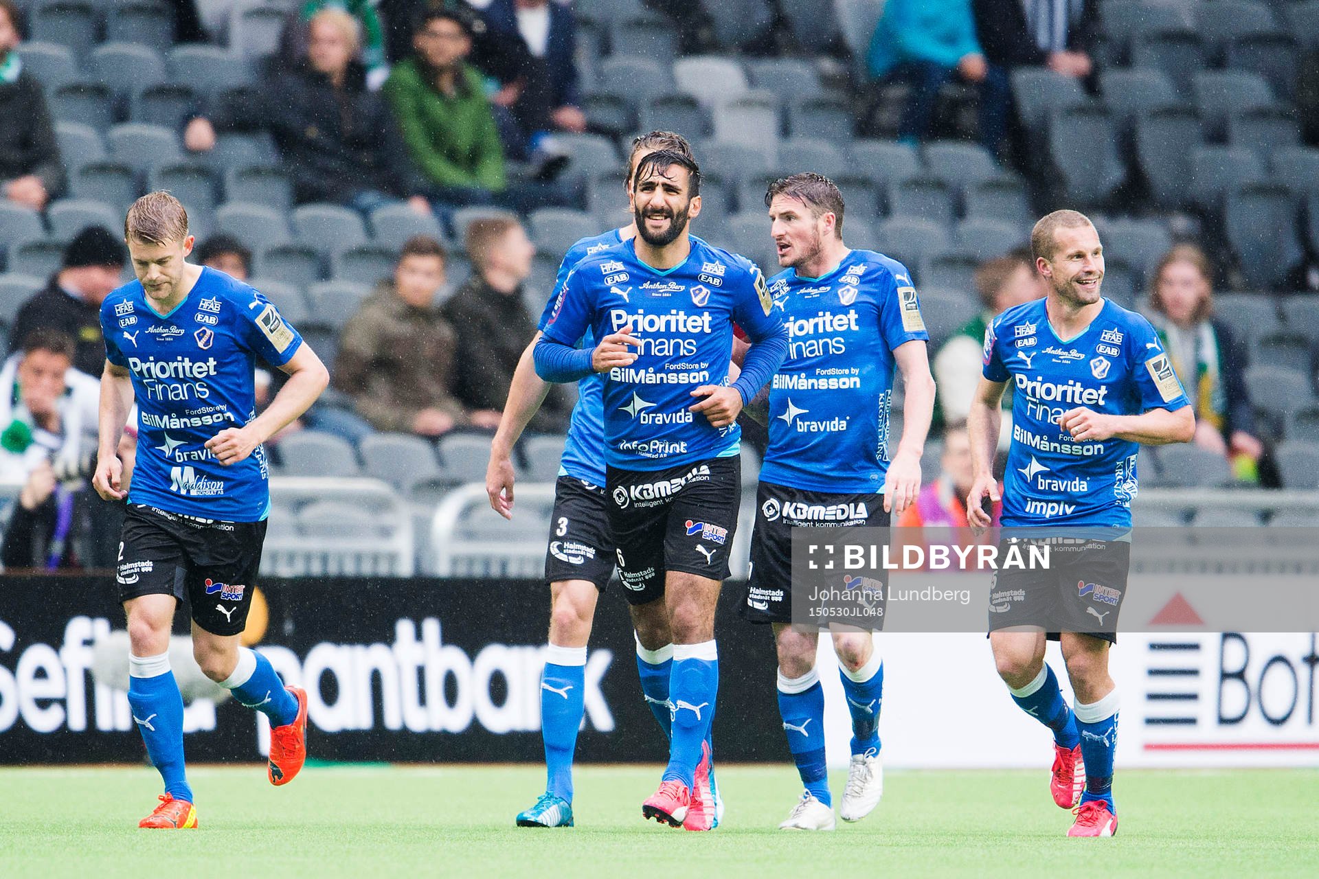 Halmstads spelare jublar
