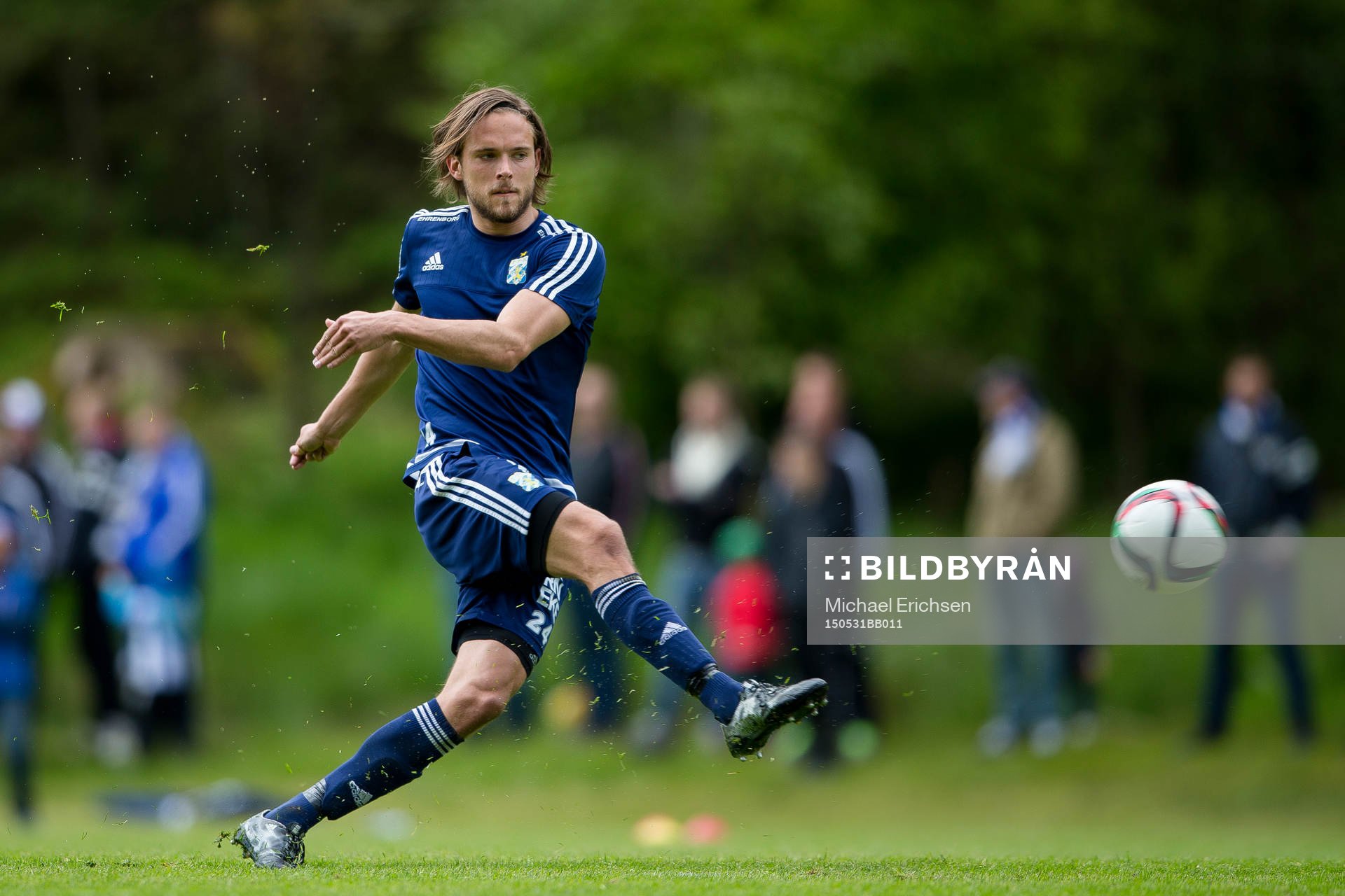 IFK Göteborgs Tom Pettersson skjuter ett skott
