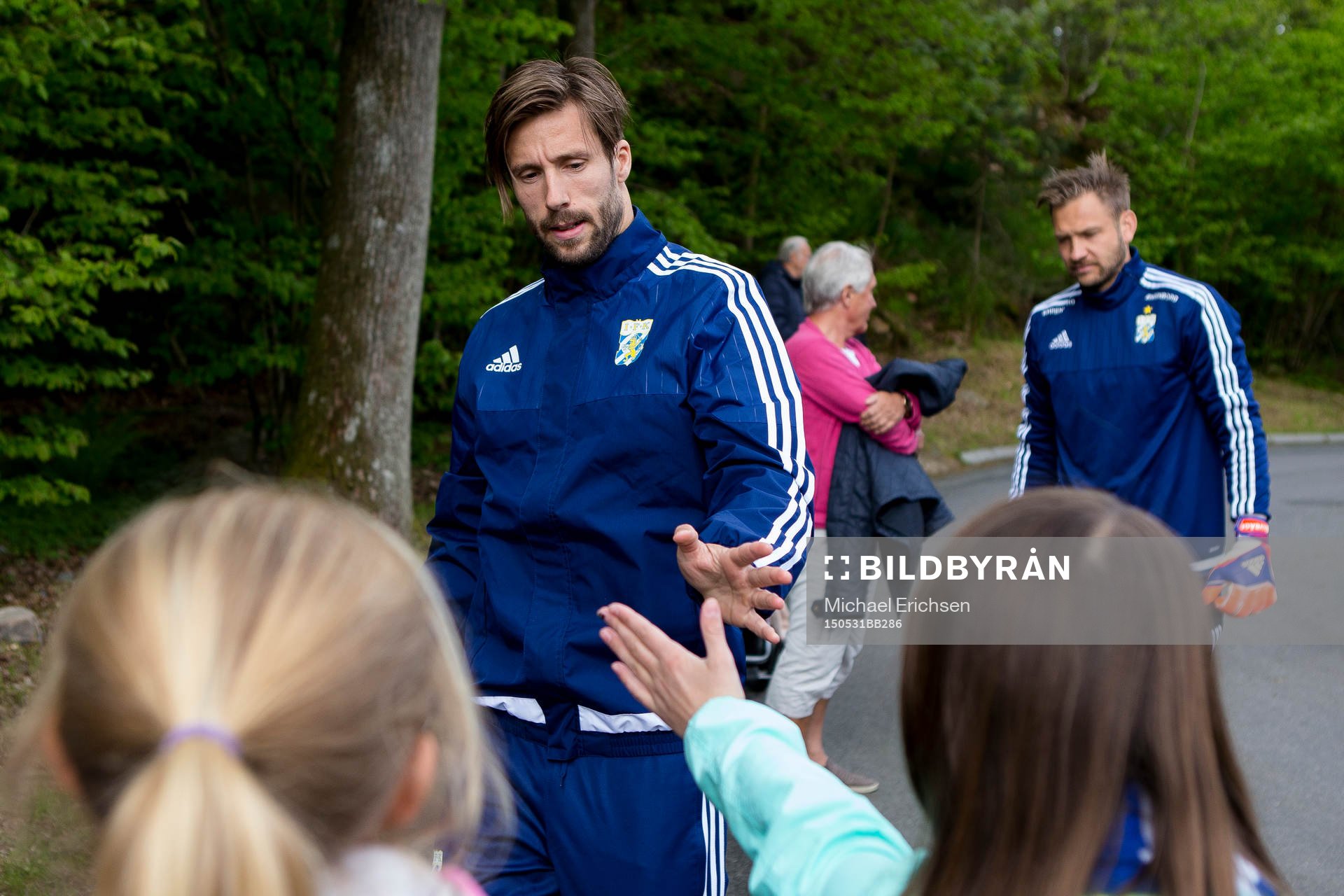 IFK Göteborgs Mattias Bjärsmyr och målvakt John Alvbåge