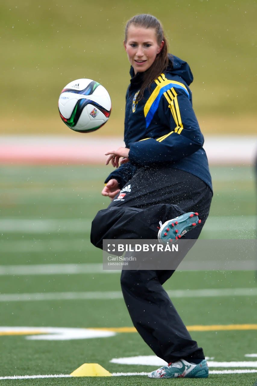 Sveriges Emma Berglund under en träning med landslaget den 31 maj 2015 i Toronto.
