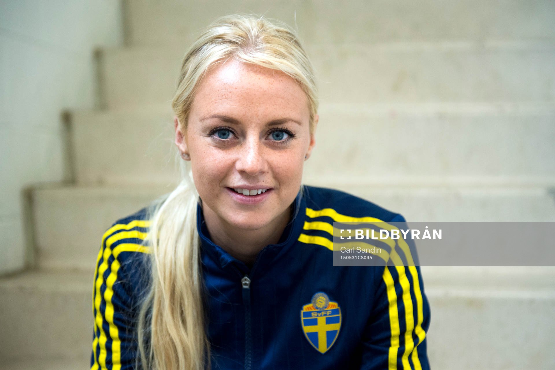 Sveriges Amanda Ilestedt poserar för ett porträtt innan en träning med landslaget den 31 maj 2015 i Toronto.