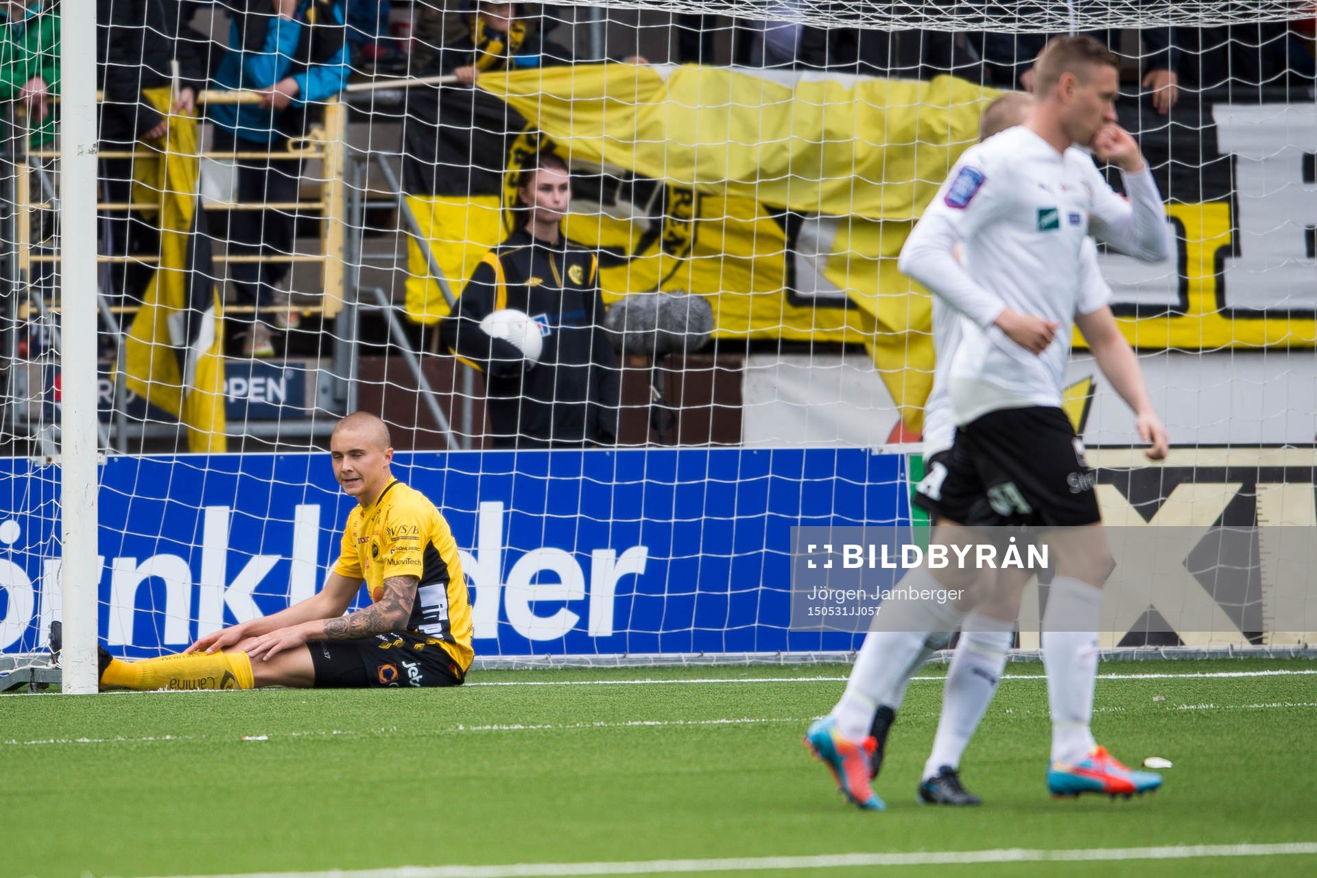 Elfsborgs Sebastian Holmén deppar då Örebros Marcus Pode
