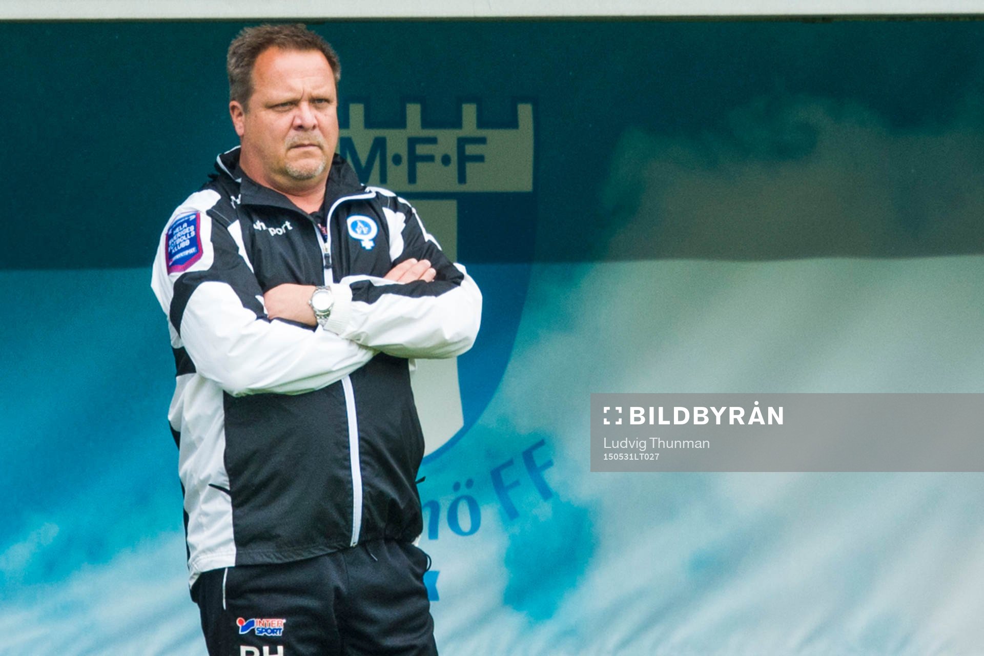 Åtvidabergs tränare Roar Hansen under fotbollsmatchen i Allsvenskan mellan Malmö FF och Åtvidaberg den 31 maj 2015 i Malmö. 