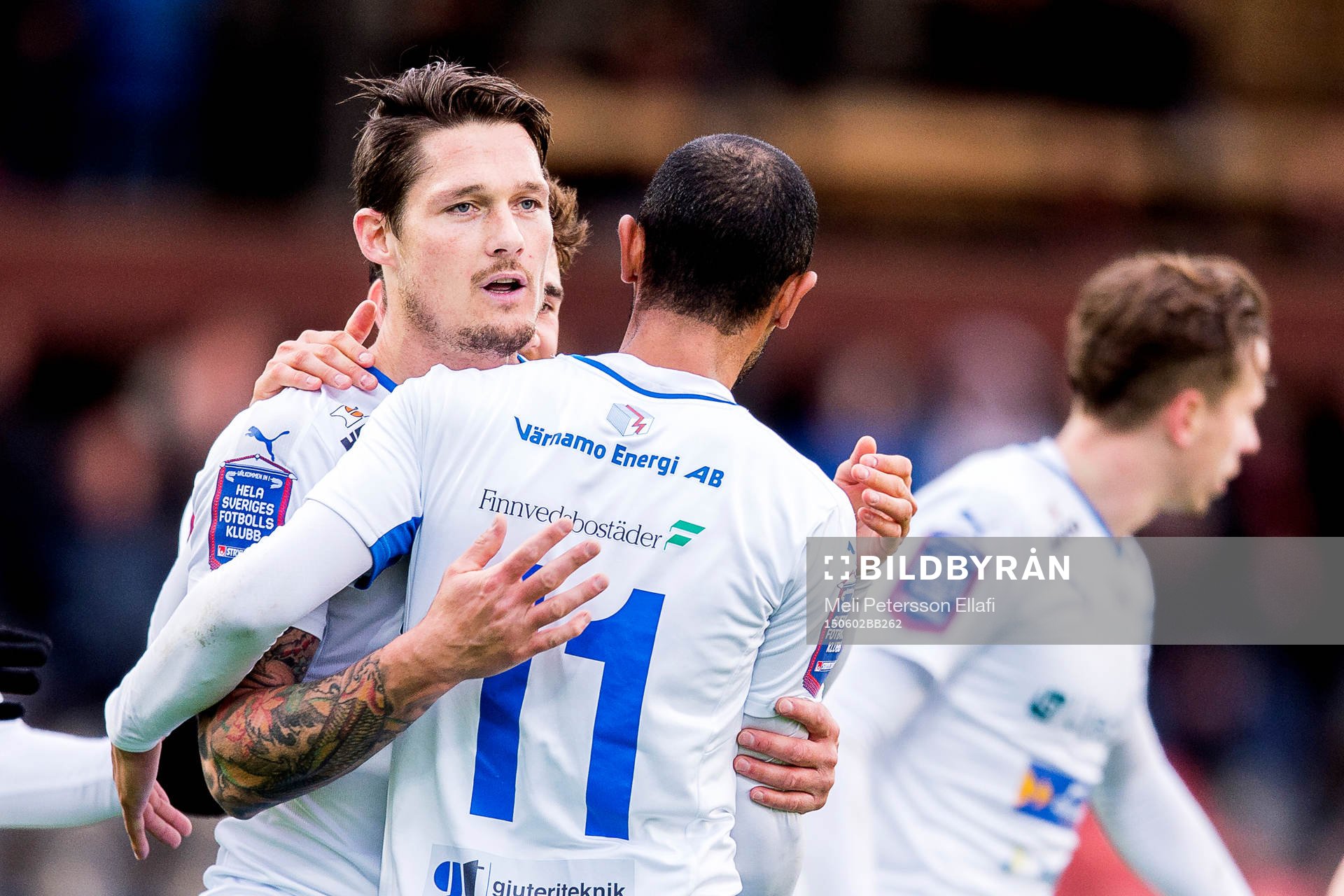 Värnamos Pär Cederquist och Issam Jeball jublar