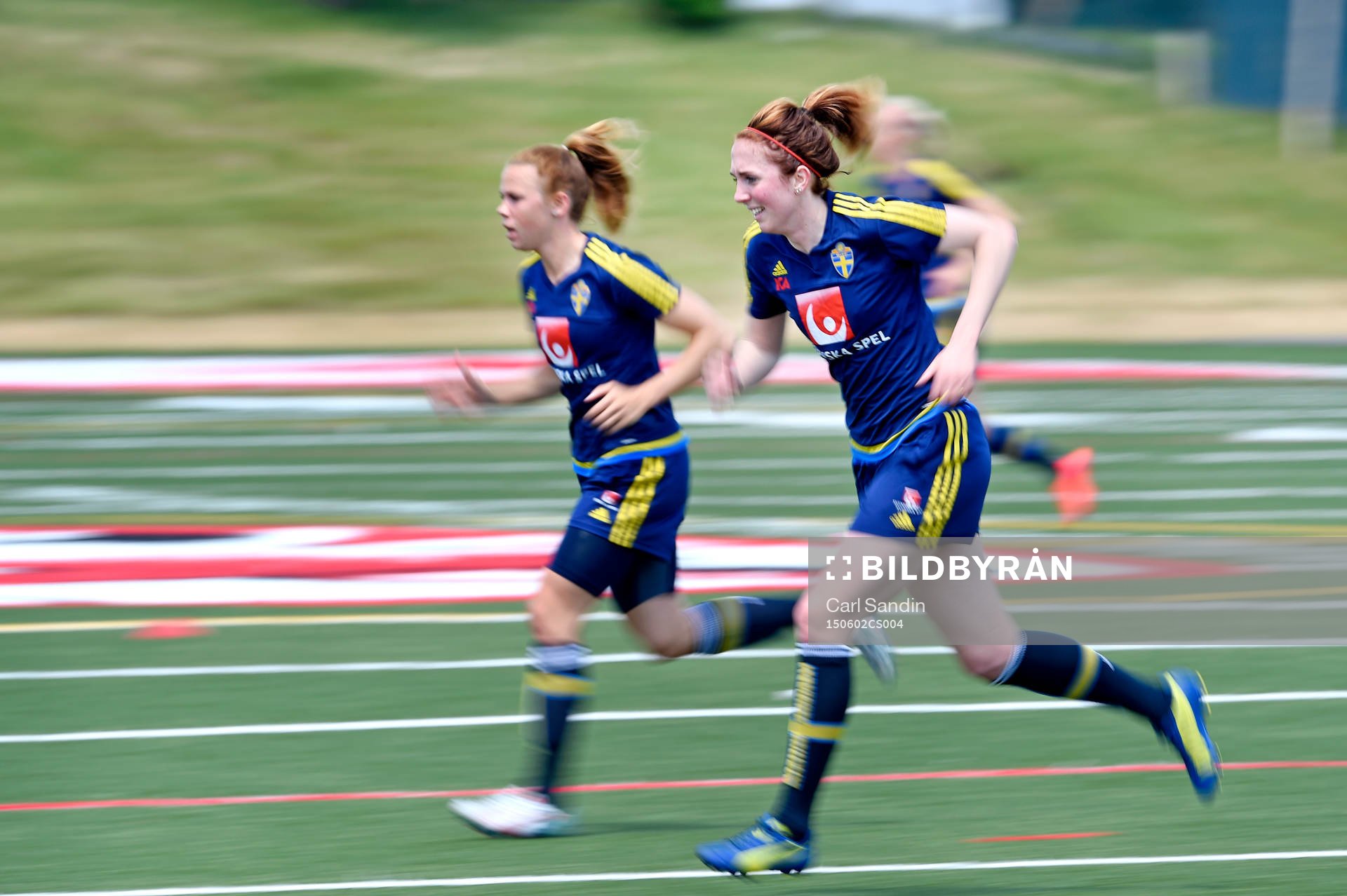 Sveriges Jessica Samuelsson och Marina Pettersson Engström