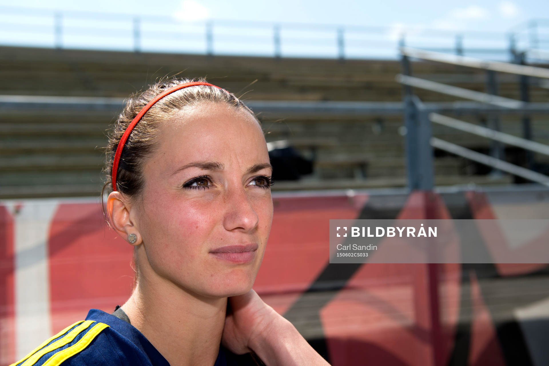 Sveriges Kosovare Asllani blir intervjuad