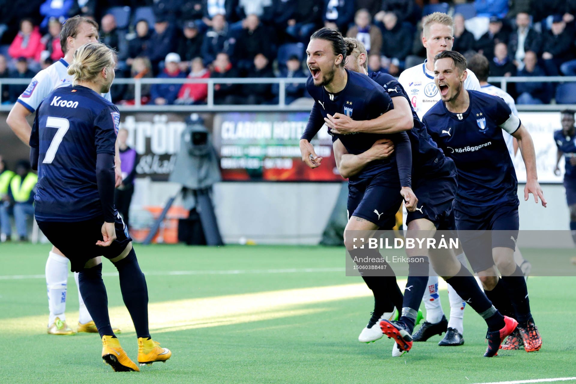 Malmö FFs Erik Johansson jublar