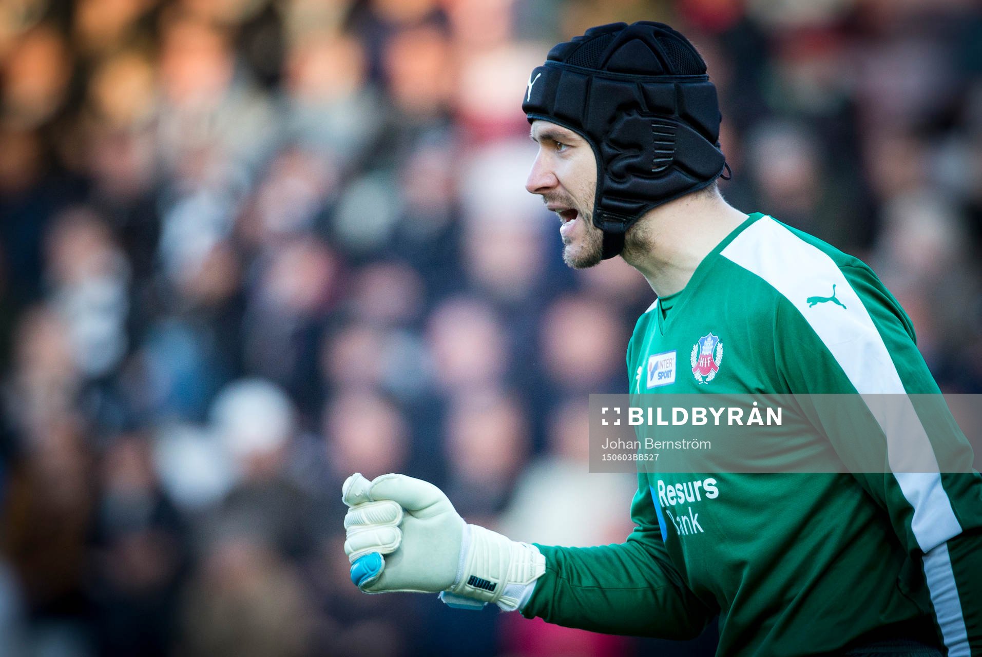 Helsingborgs målvakt Matt Pyzdrowski jublar