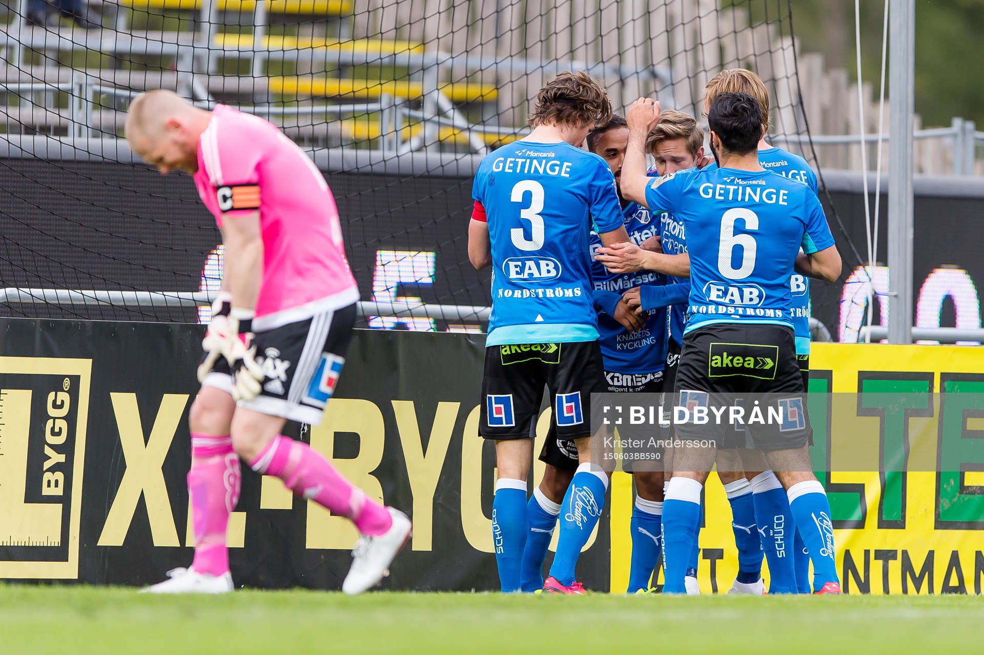 Halmstads spelare jublar