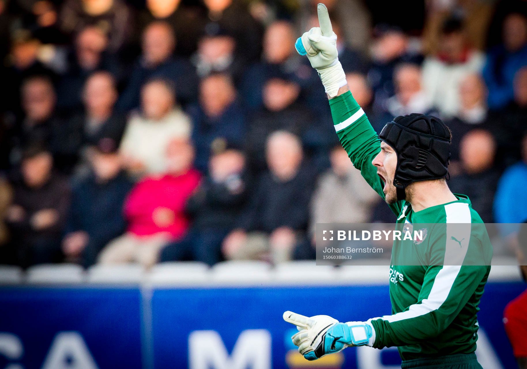 Helsingborgs målvakt Matt Pyzdrowski jublar