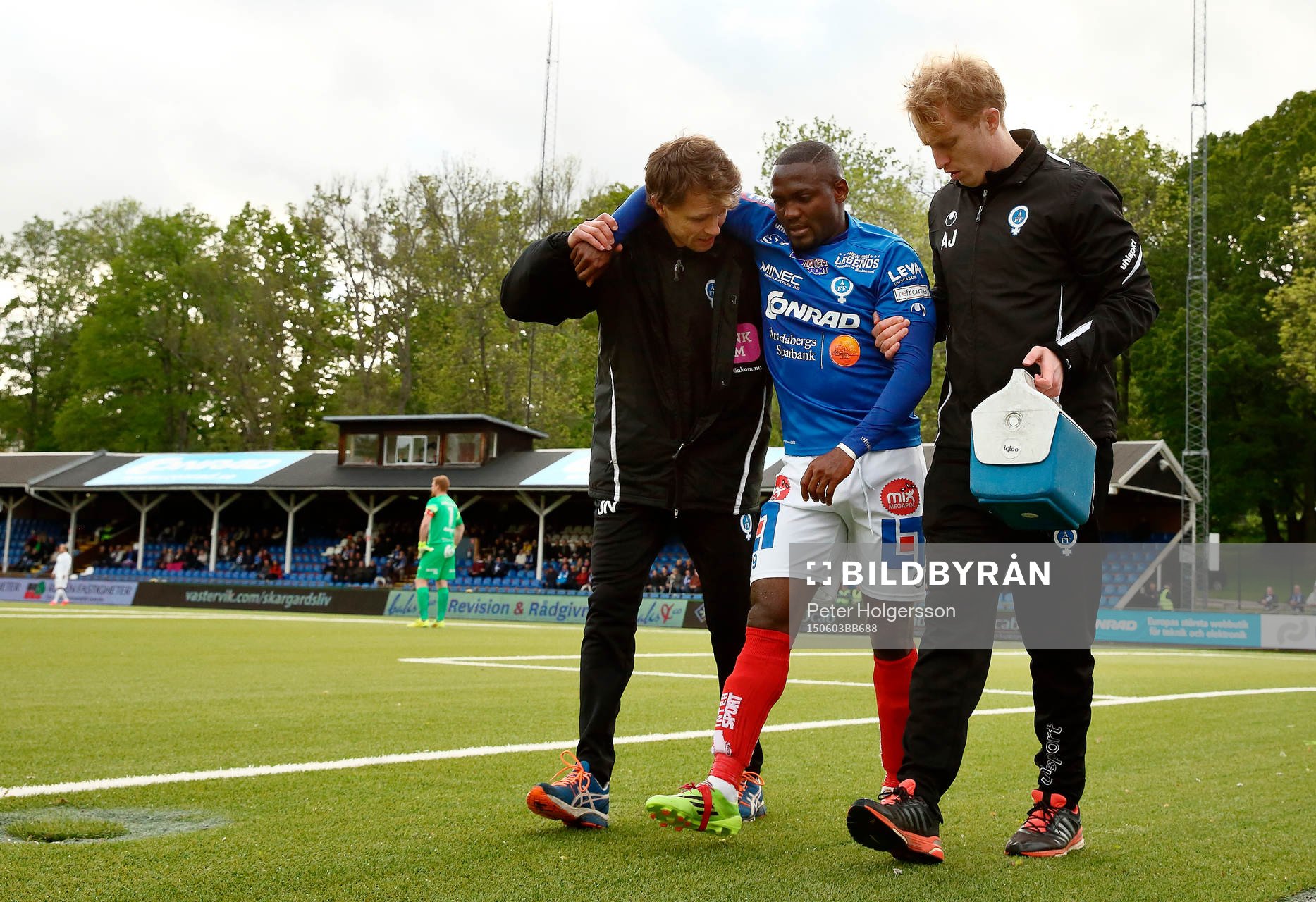 Åtvidabergs John Owoeri skadad