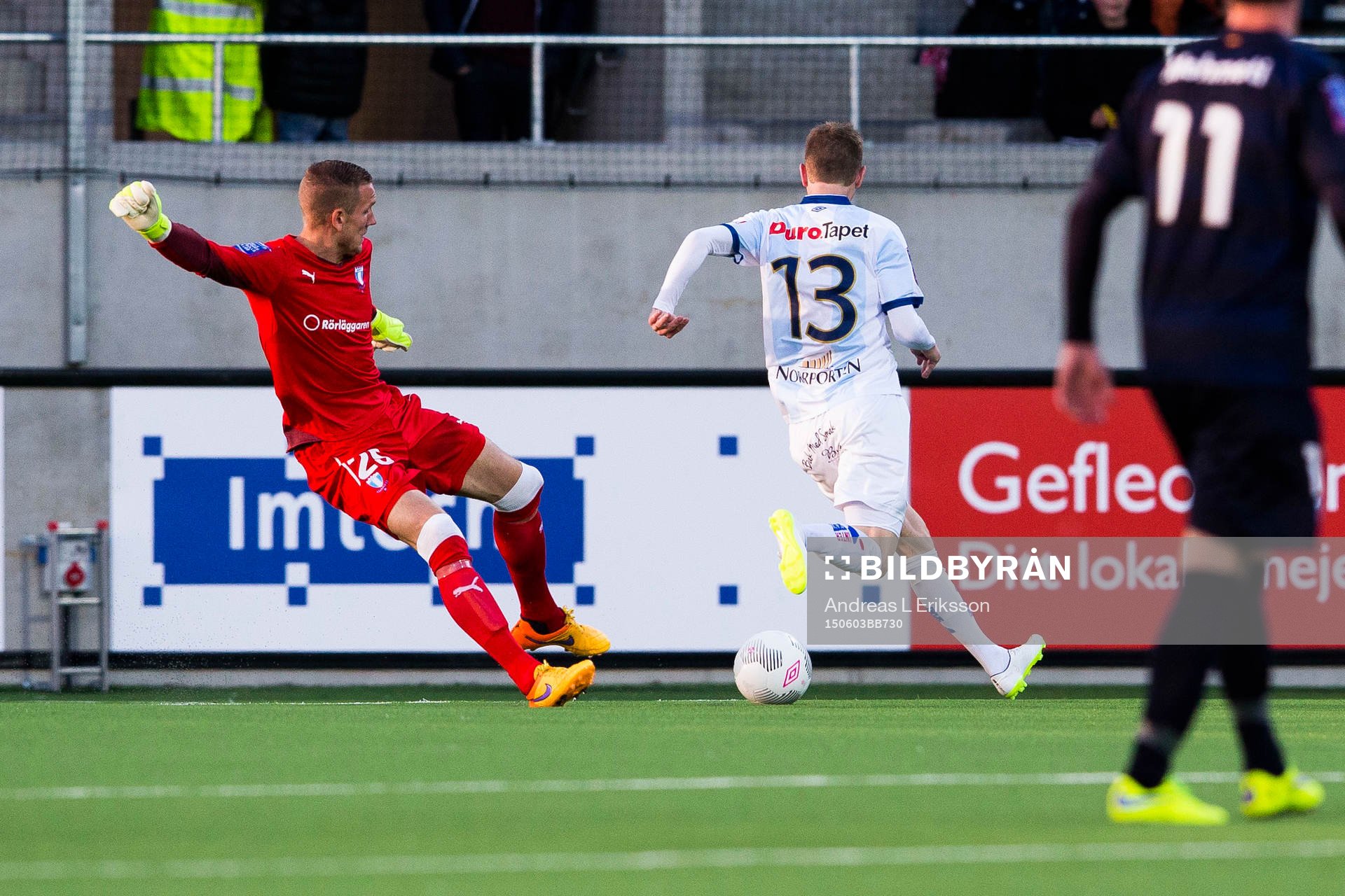 Gefles Johan Bertilsson gör 1-1 bakom Malmö FFs målvakt