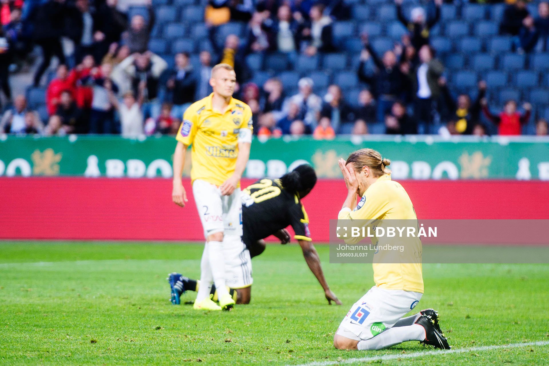 Falkenbergs Tobias Carlsson deppar
