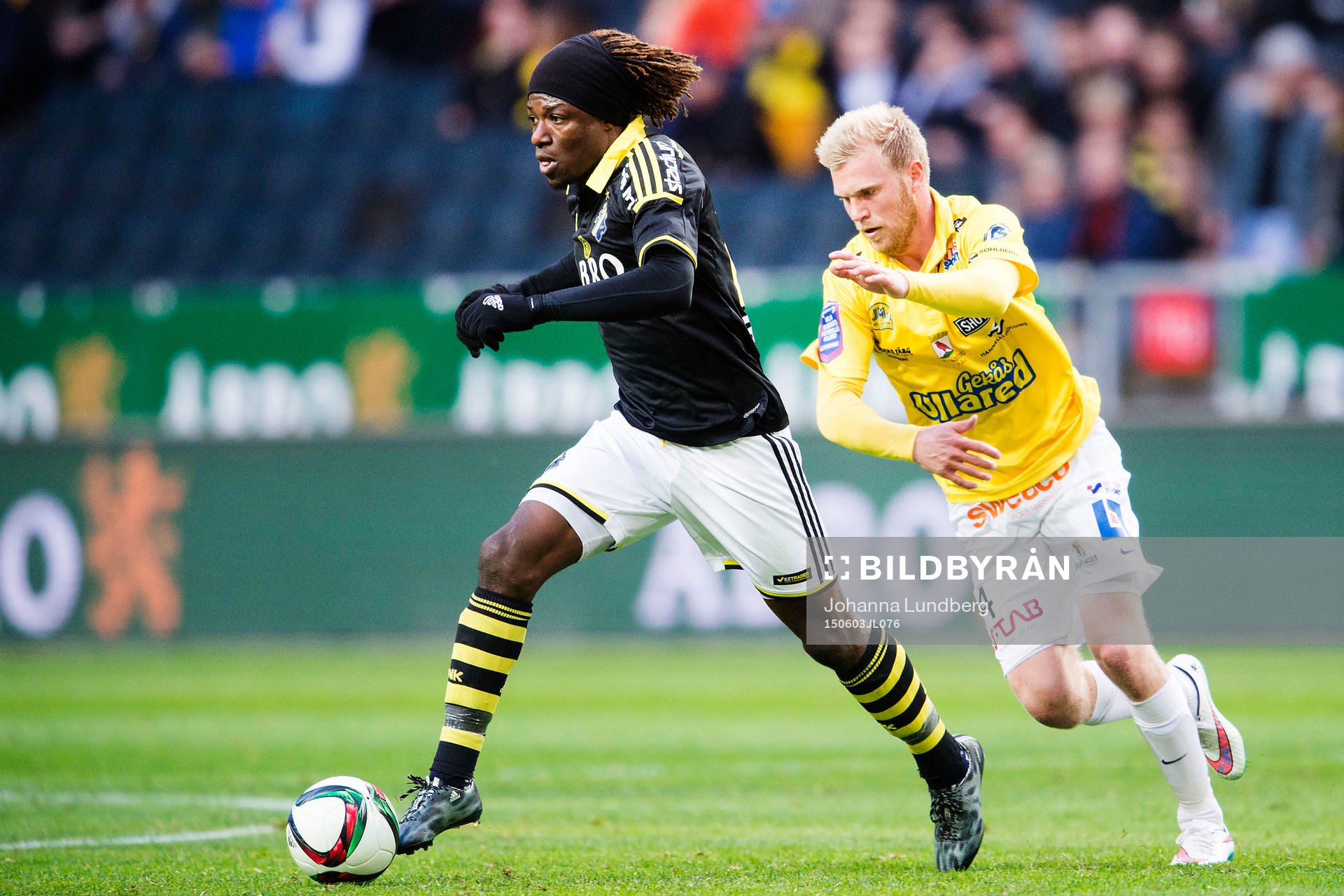 s Mohamed Bangura och Falkenbergs Per Karlsson