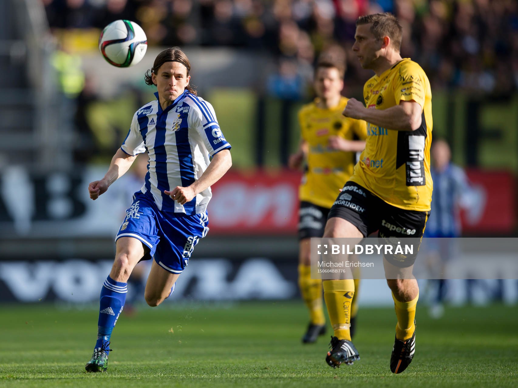 IFK Göteborgs Lasse Vibe jagar Elfsborgs Anders Svensson