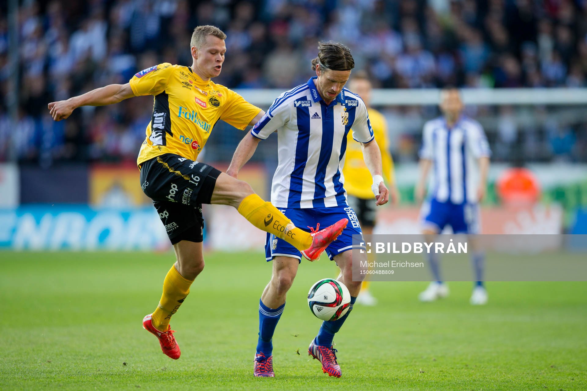 IFK Göteborgs Gustav Svensson före Elfsborgs Viktor