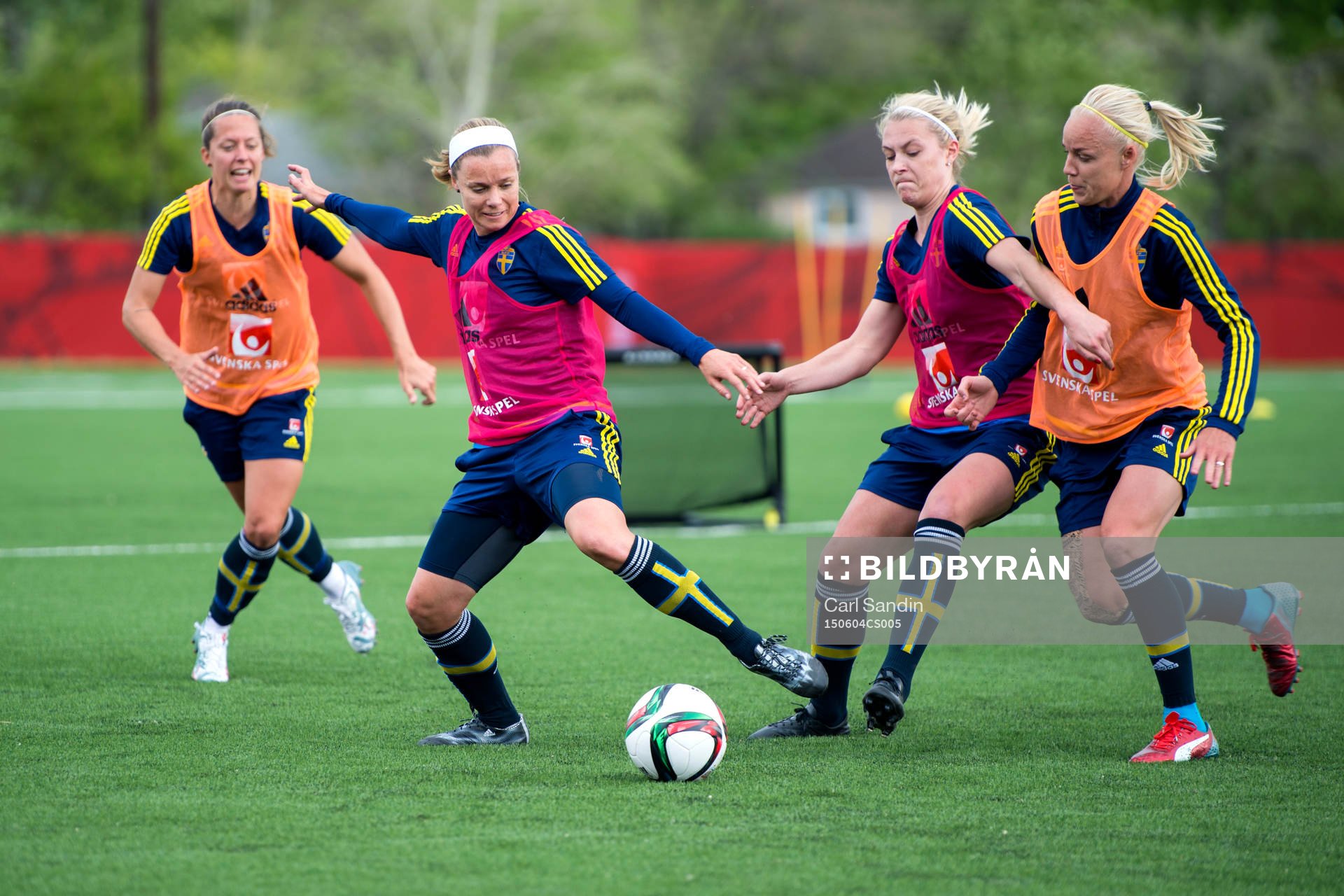 Sveriges Lina Nilsson, Sara Thunebro, Mimmi Löwenius och