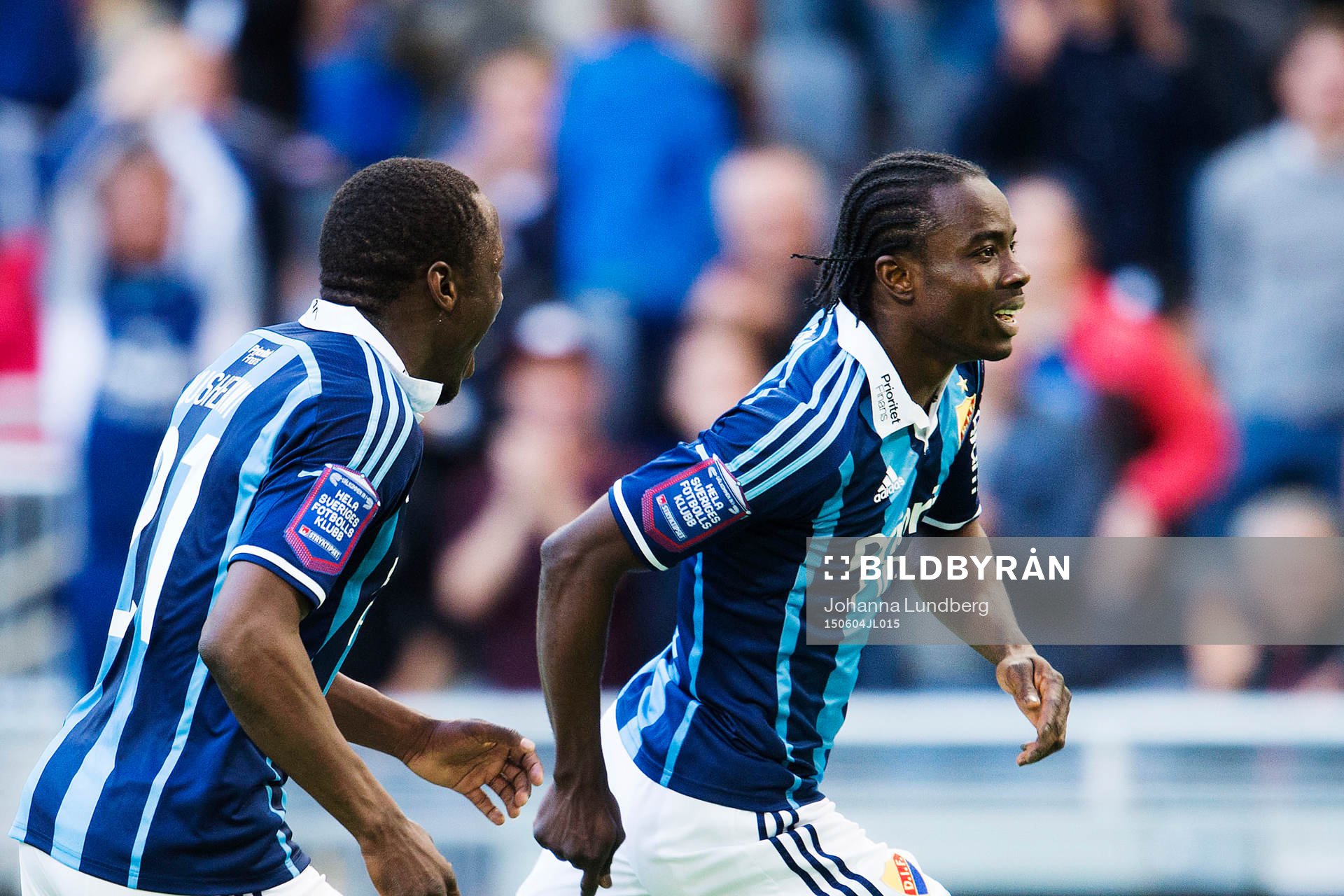 Djurgårdens Nyasha Mushekwi och Sam Johnson jublar