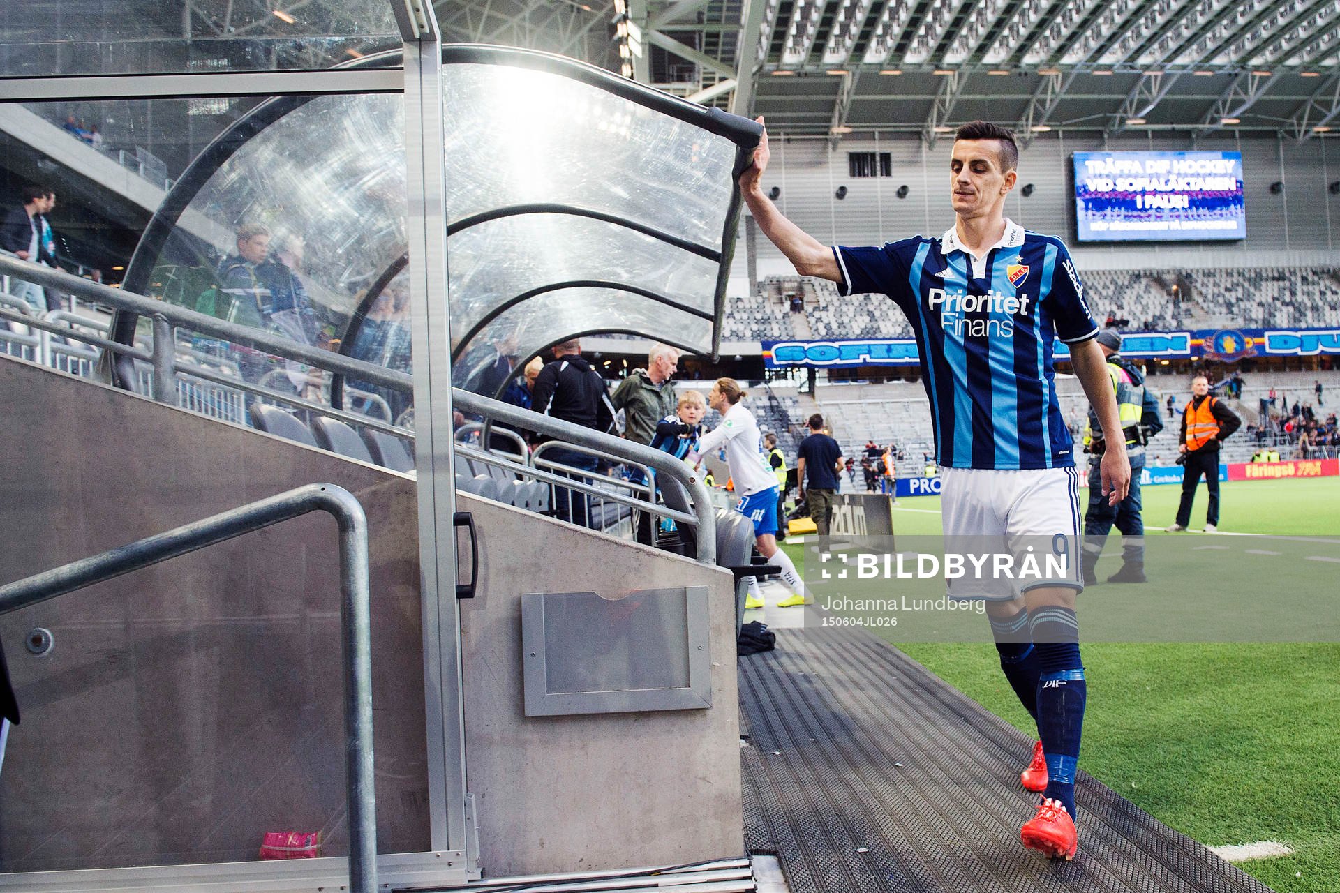 Djurgårdens Haris Radetinac deppar när han lämnar planen