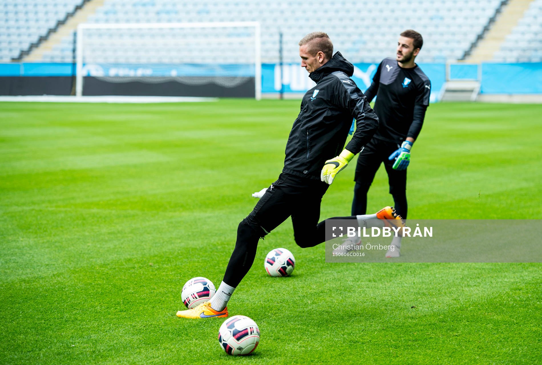 Målvakterna Robin Olsen och Zlatan Azinovic