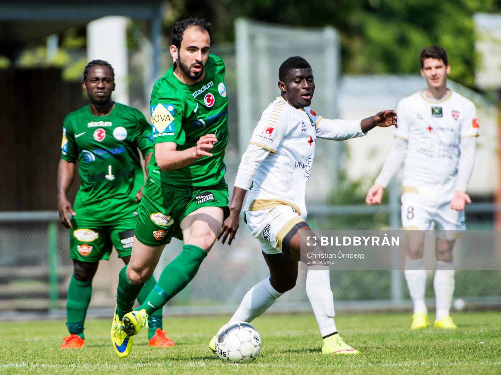 Prespa Birliks Ahmad Mohamad mot FC Rosengårds Lawrence