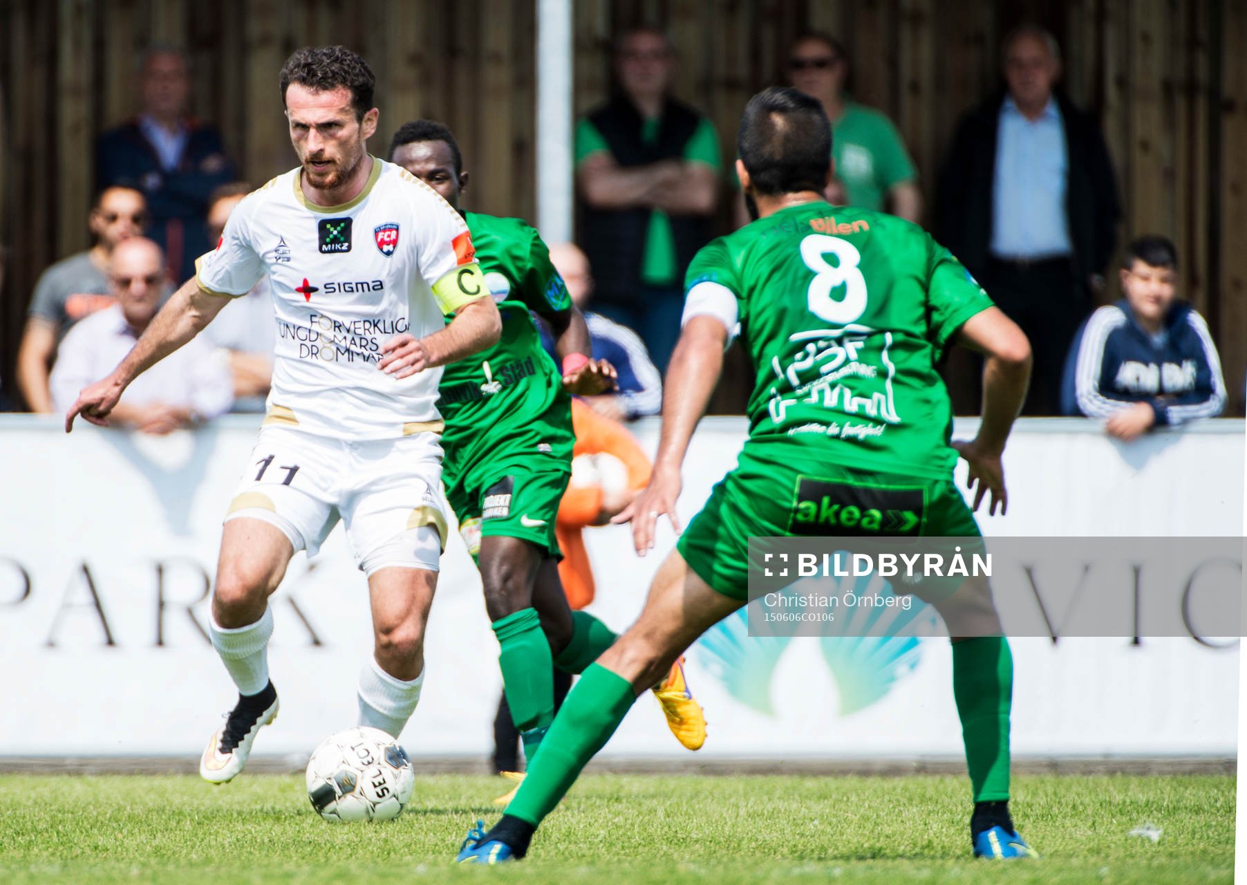 FC Rosengårds Ylli Shabani mot Prespa Birliks Firat Sahan