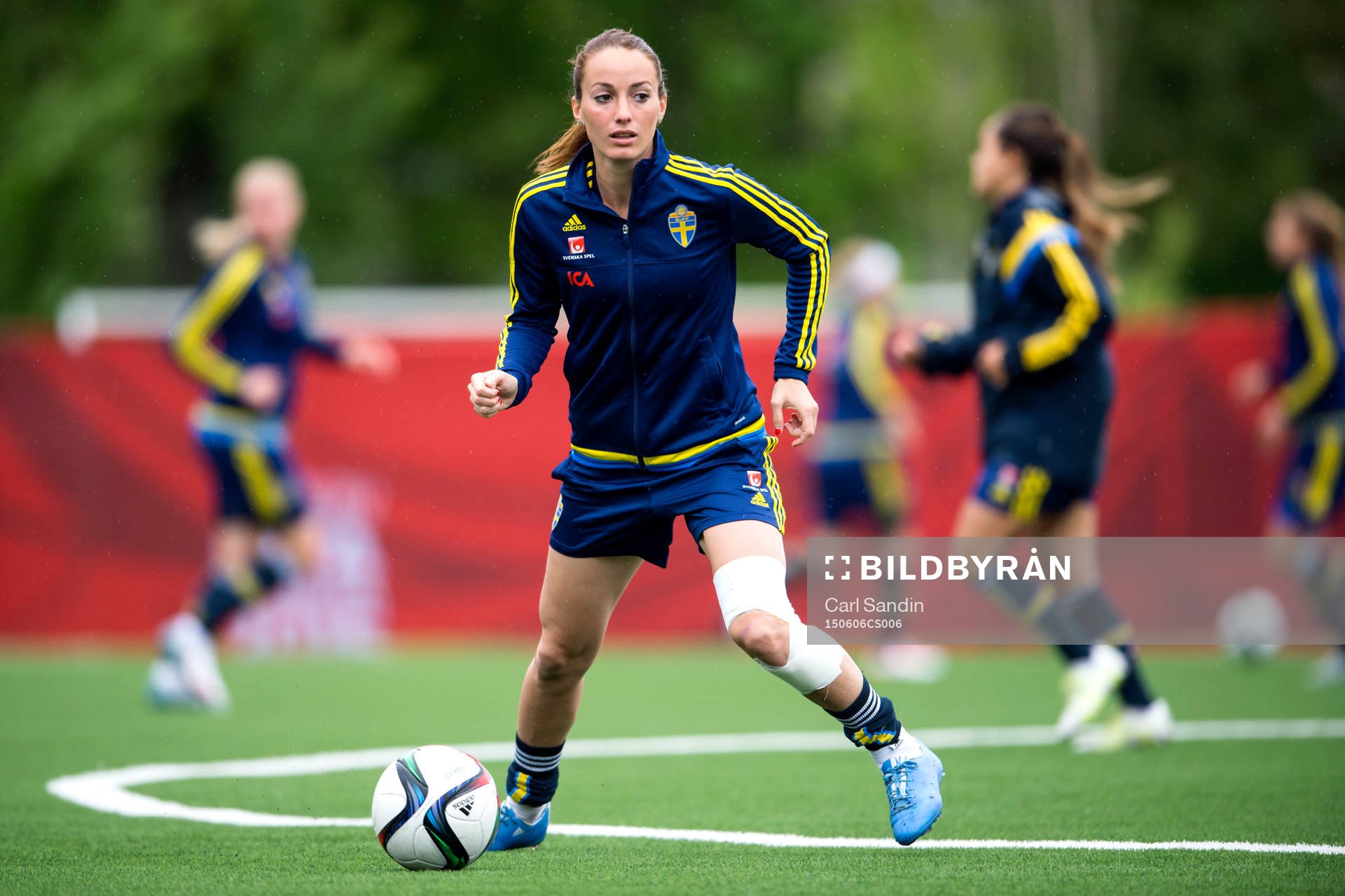 Sveriges Kosovare Asllani