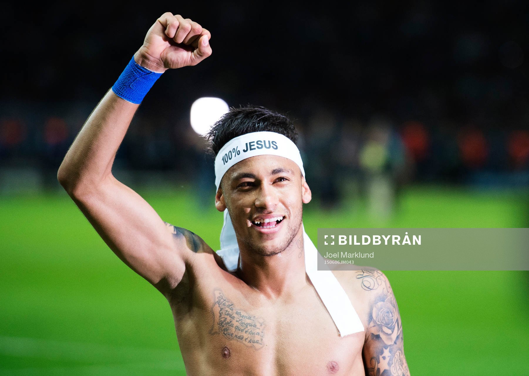 Barcelonas Neymar jublar