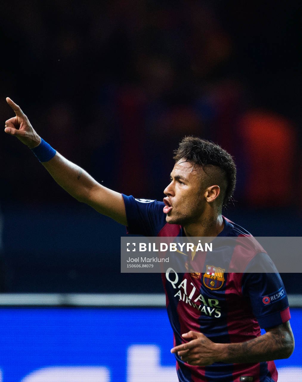 Barcelonas Neymar jublar