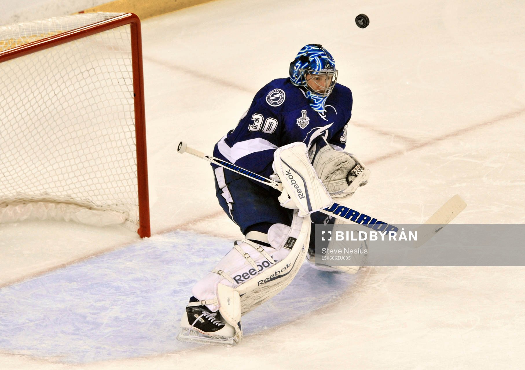Lightning goalie Ben Bishop deflects a shot
