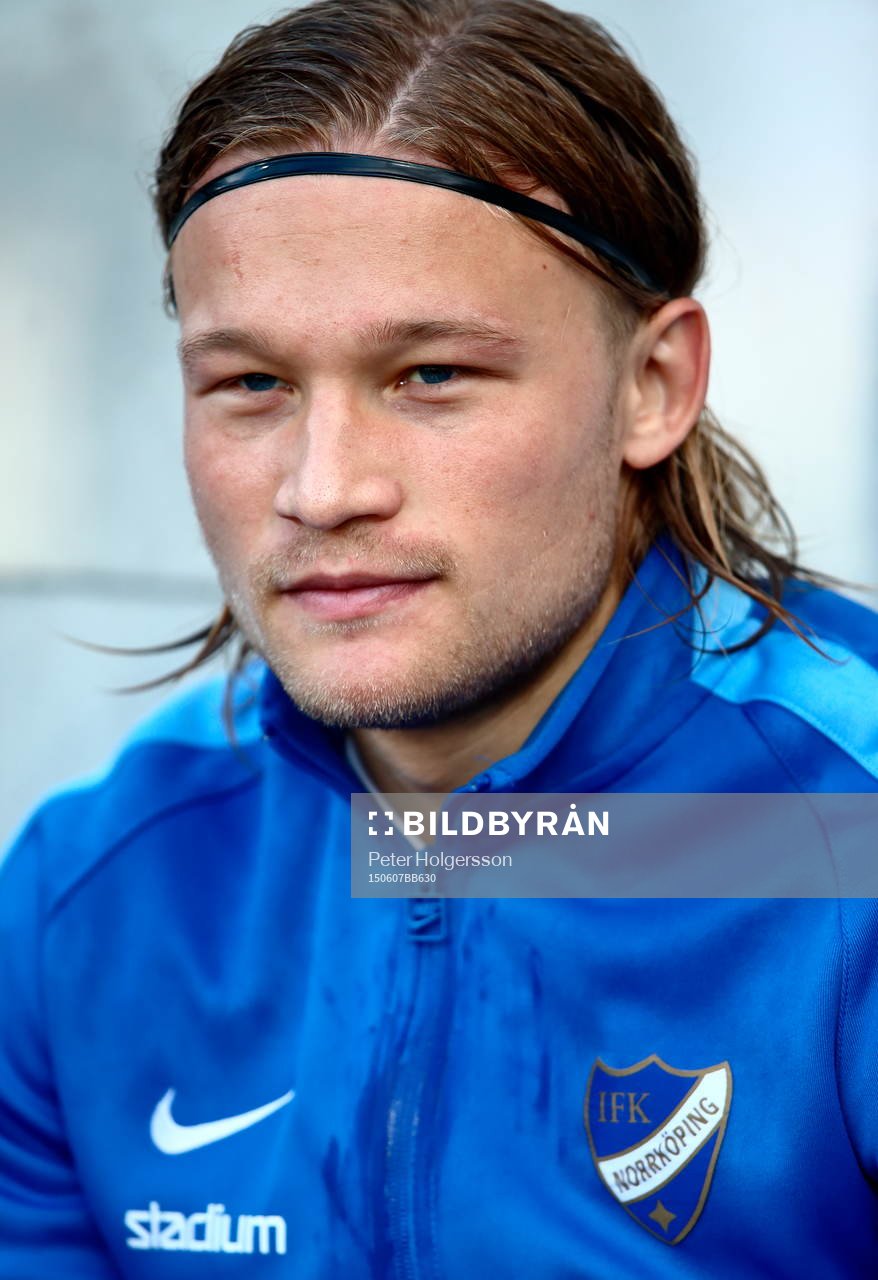 Norrköpings Nicklas Bärkroth i matchen mellan Norrköping