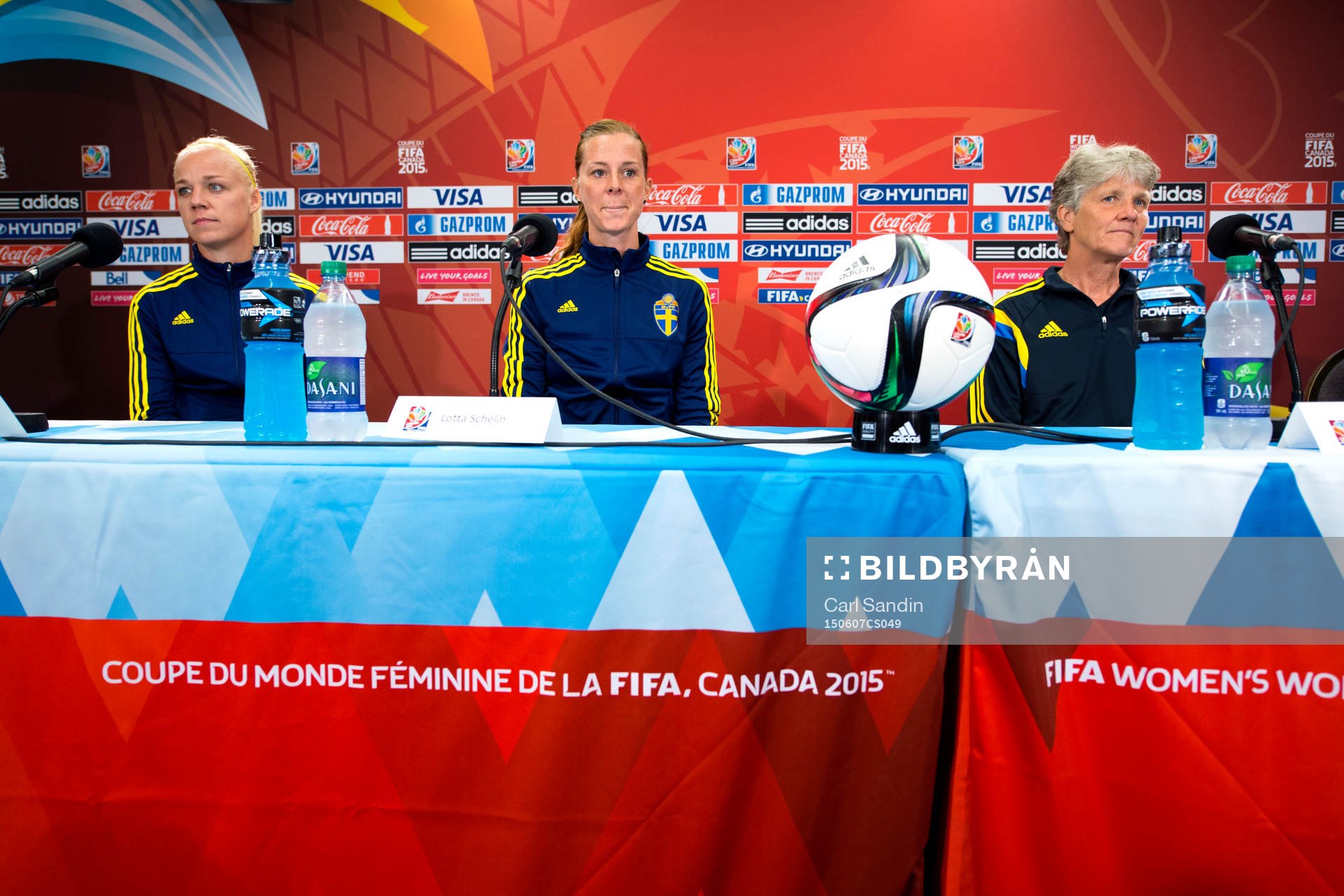 Sveriges Caroline Seger, Lotta Schelin och förbundskapten