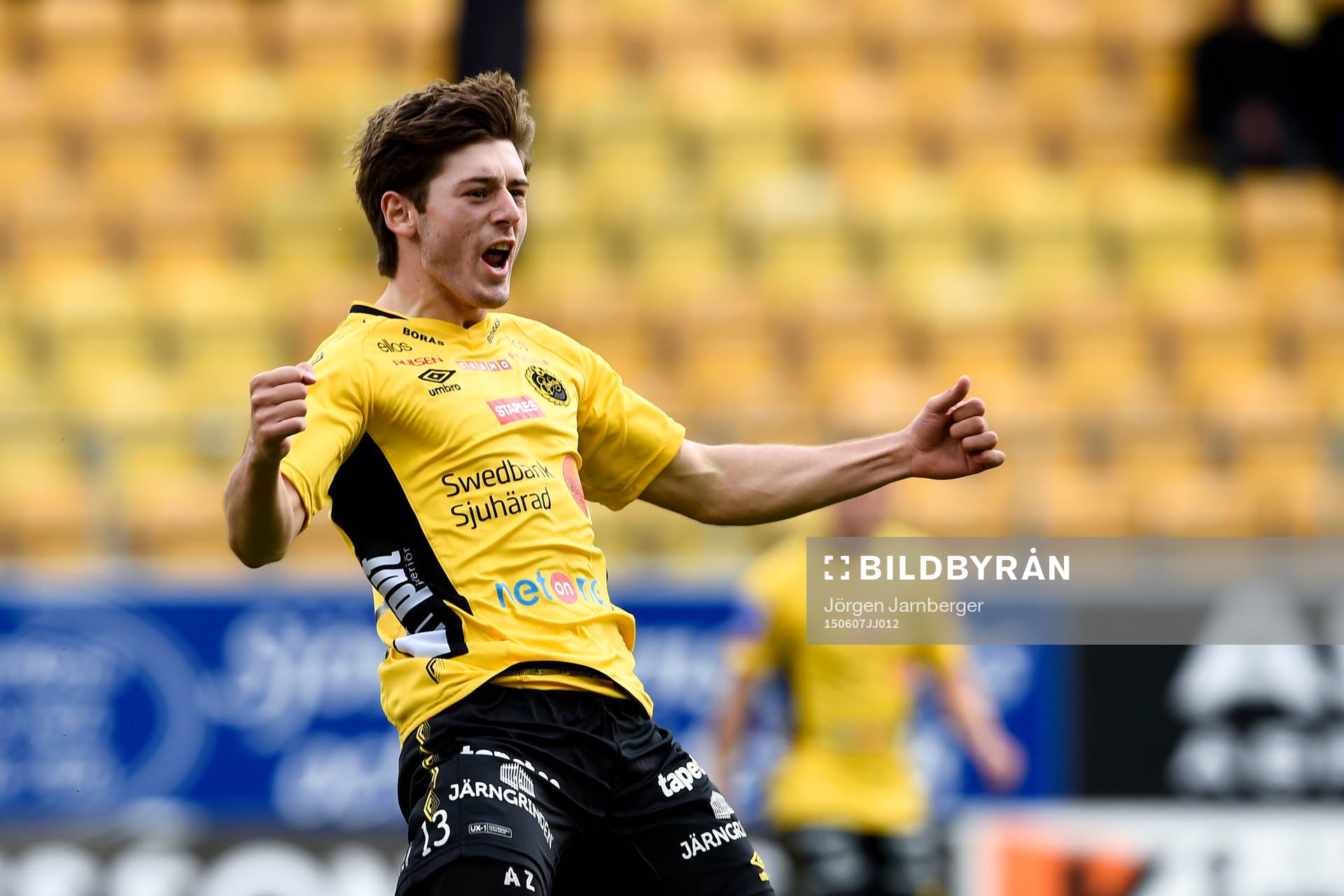 Elfsborgs Arber Zeneli jublar