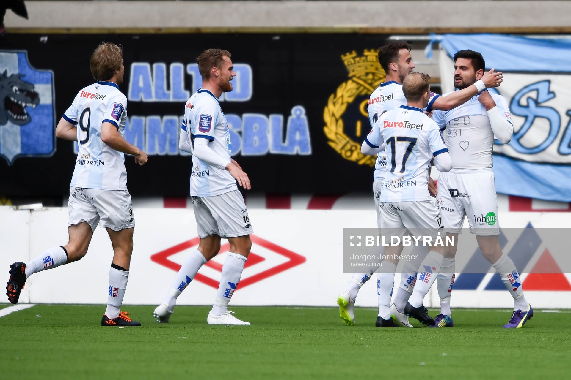 Gefles Ilir Berisha jublar efter kvitteringen till 1-1 under en fotbollsmatch i Allsvenskan mellan Elfsborg och Gefle den 7 juni 2015 i Borås.