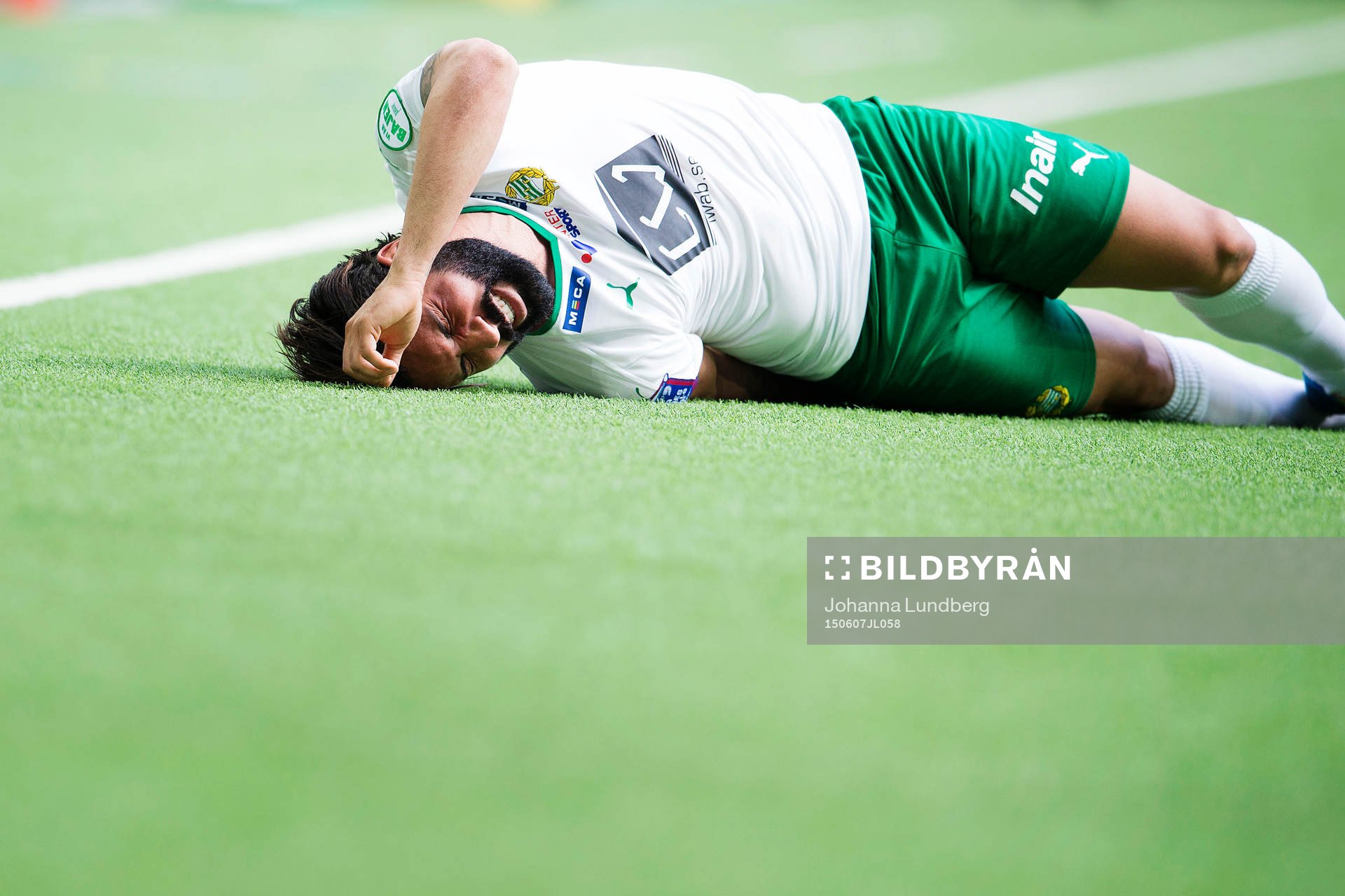 Hammarbys Stefan Batan  har ont