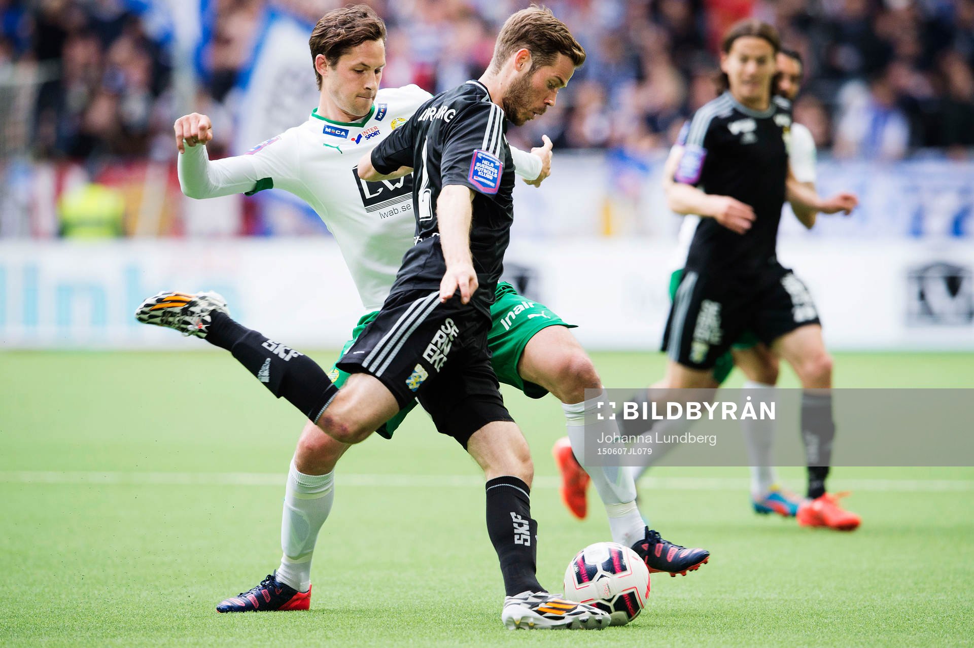 Hammarbys Philip Haglund och IFK Göteborgs Emil Salomonsson