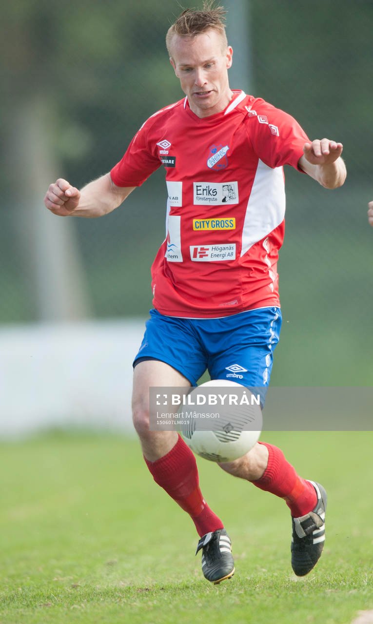 Höganäs Fredrik Svanbäck i matchen i division 2 Västra